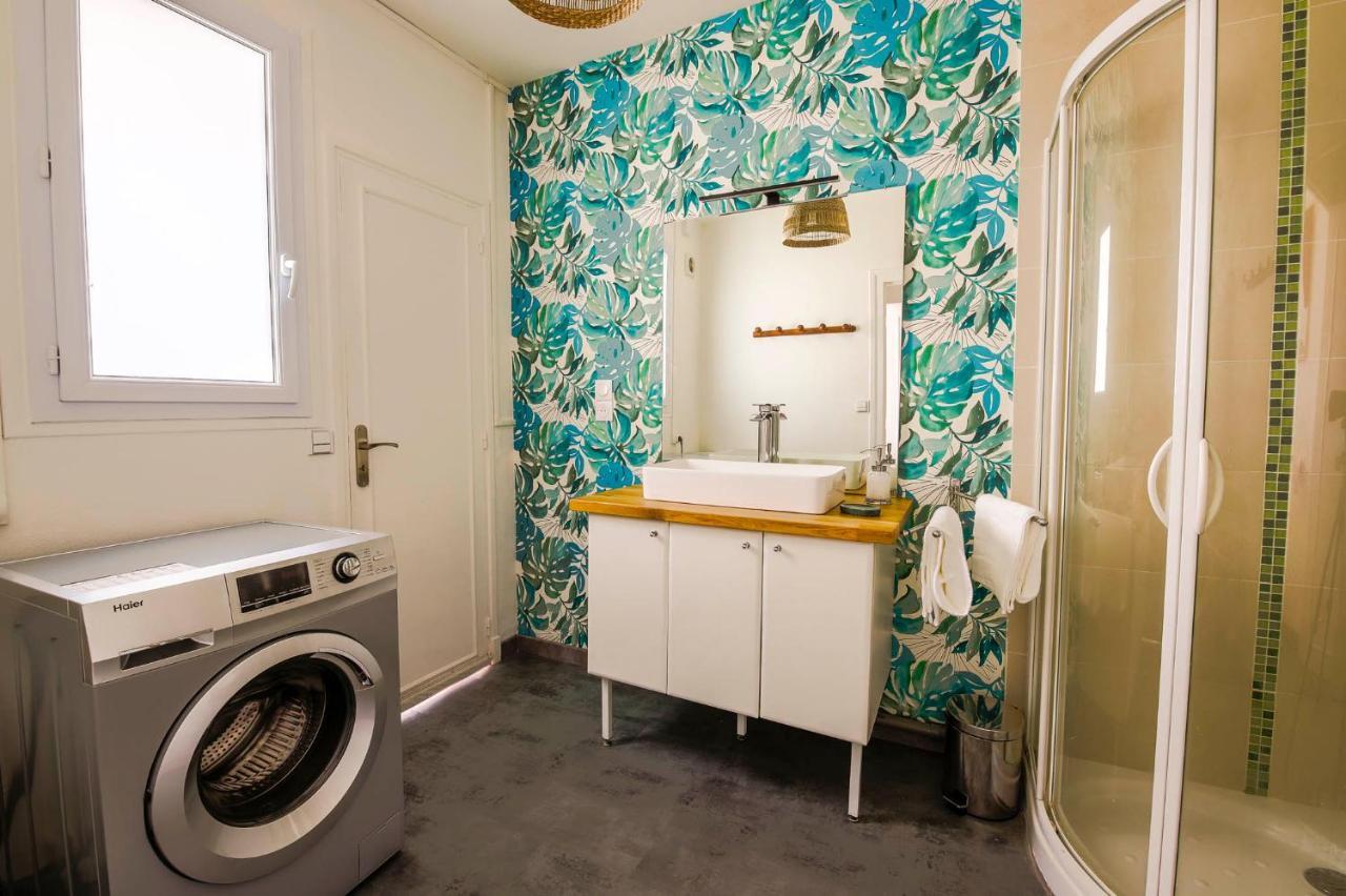 Appartement Rousseau - Centre Ville 5 Minutes Gare Тур Екстер'єр фото